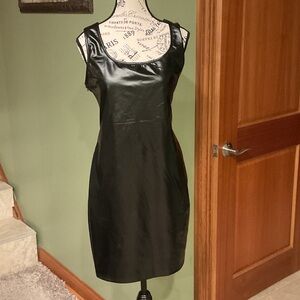 Chic Black Sleeveless Mini Dress